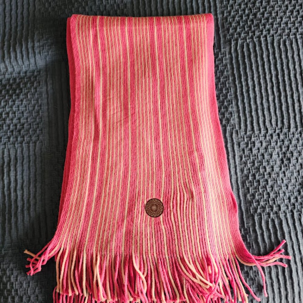 Scarf with Tynecastle logo